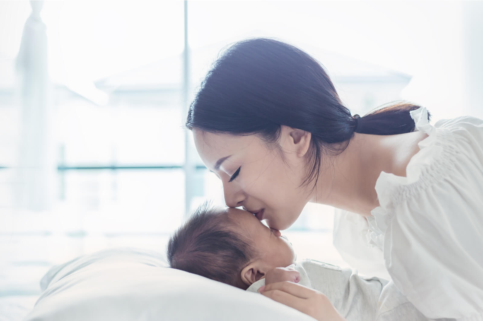 Cara Tepat Merawat Bayi yang Baru Lahir