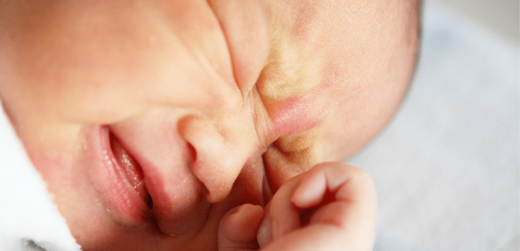 5 Alasan di Balik Tangisan Bayi