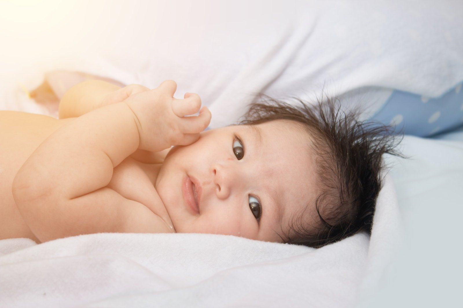 Manfaat dan Cara Melakukan Baby Spa Sendiri di Rumah